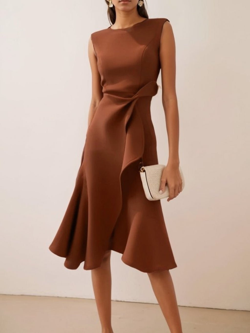 Women'S Sleeveless Midi Dress, Round Neck with Side Tie Knot Detail, Ruffle Wrap Flounce Hem, Elegant A-Line Silhouette, Perfect for Weddings, Cocktail Parties, Evening Events And Special Occasions, Chic And Sophisticated