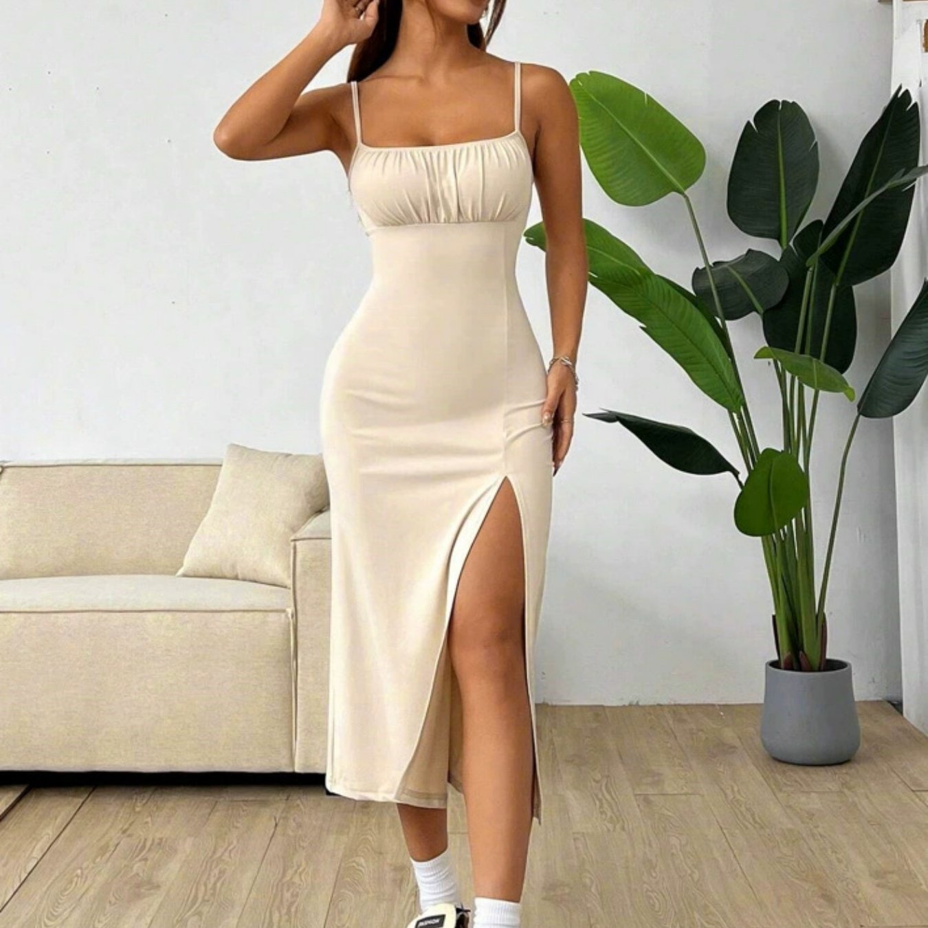 Women's Elegant Halter Neck Slit Dress - Short Sleeve A-Line Knee-Length Dress with Chest Pleat, Solid Color Spring Summer Wedding Guest Dress, Date Night Party Outfit, Casual to Dressy Wear