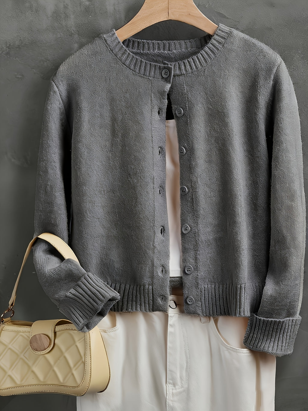 Women's Button- Cardigan, Plain And Simple Fashionable Short-sleeved Sweater, Multi-functional Women's Sweater