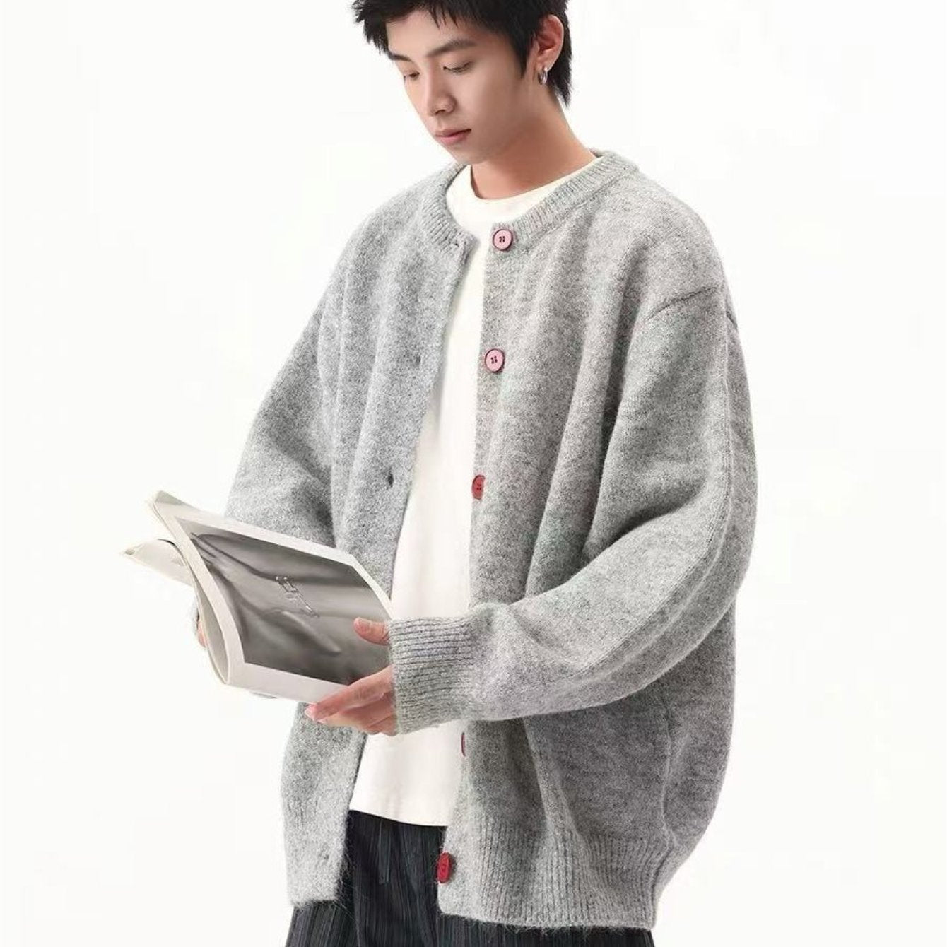 Men' Vintage Button-Front Cardigan Sweater Jacket - Mustard Yellow Knit Jacket with Rust Red Buttons, Wide Fit Round Neck Suitable for Fall\u002FWinter, Smart Casual for Cafe & Daily Wear, Christmas Outfits, Non- Cozy Outerwear