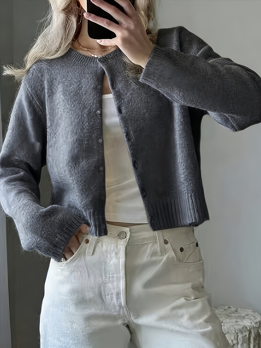 Women's Button- Cardigan, Plain And Simple Fashionable Short-sleeved Sweater, Multi-functional Women's Sweater